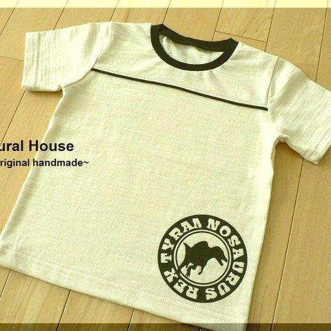 大幅値下げ!!　セール【110】　恐竜プリント　半袖Tシャツ