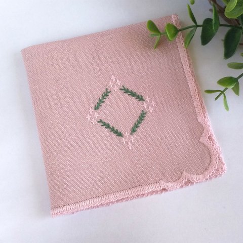 ピンク小花のリネンハンカチ＊手刺繍 手縫い仕立て