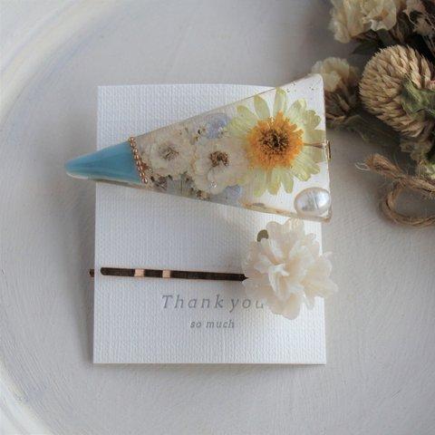 flower hair clip Light blueお花の三角ヘアクリップセット 
