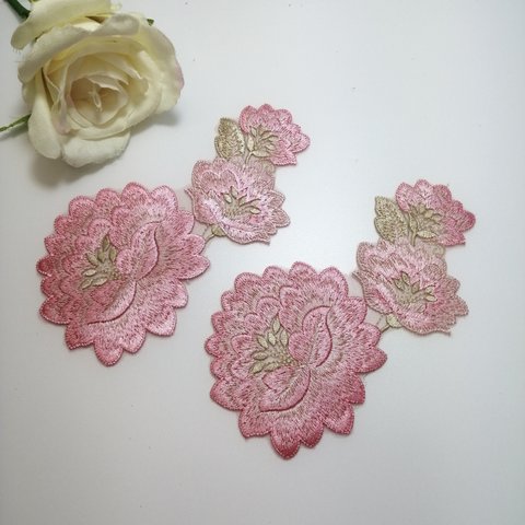 10枚　高品質　刺繍お花モチーフ　ハンドメイドパーツ　素材　