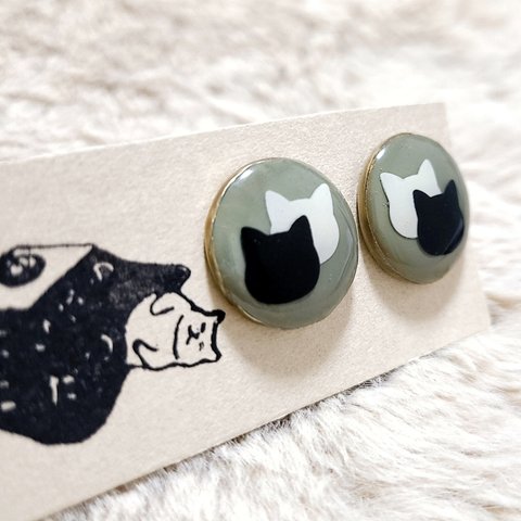 猫 シルエット ✱ ピアス ✱ ハンドメイド