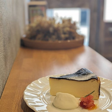 堕ちるバスクチーズケーキ (6号ホールケーキ)5〜8名様向け