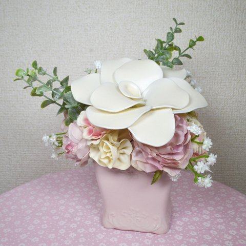 ◆バルーンフラワーと造花のミニアレンジメント ピンク×ホワイト◆