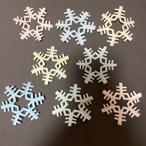 雪の結晶　折り紙　切り絵