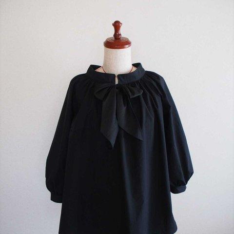 Violet -black blouse-