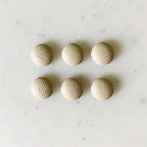 White PU Leather 10mm Cabochons