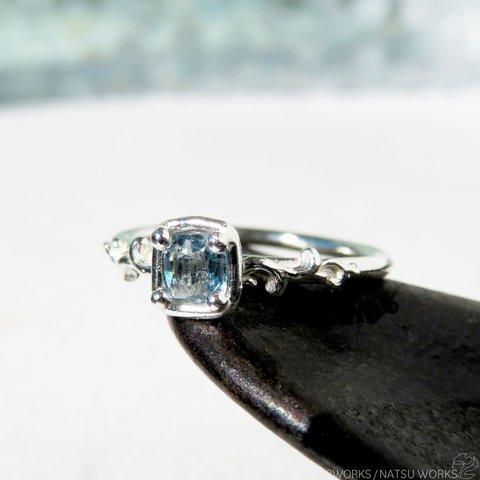 スピネル リング / Botanical Blue Spinel Ring