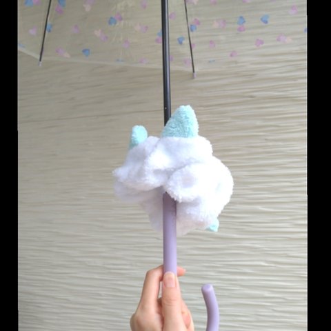 雨の日も楽しくなる雲にゃんこ♪