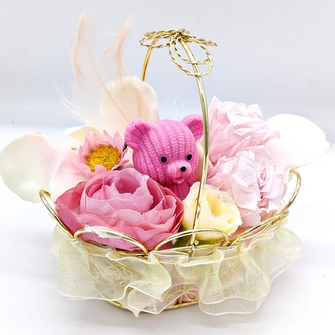 【ハンドメイド】　フラワーアレンジメント　プリザーブドフラワー　造花　かご　ベア
