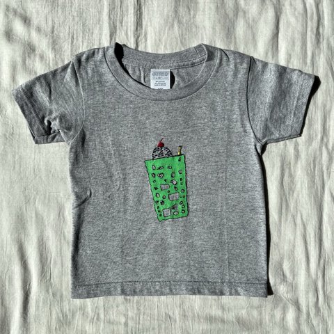 刺繍 tシャツ クリームソーダ／ 2024年限定KODOMONOE大賞デザイン