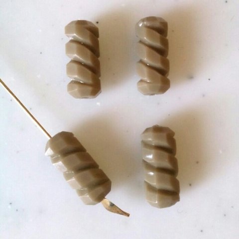 Vintage Taupe Swirl Tube Beads 《6903》