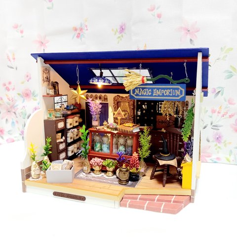 『魔法雑貨店』ミニチュアドールハウスの完成品