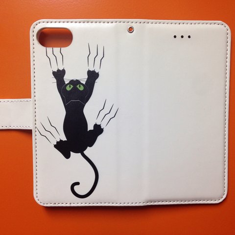 新品送料無料iPhoneケース　手帳型　ずり落ち猫