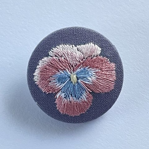 少女の恋×純愛　刺繍　くるみボタン　ブローチ　マグネット　ヘアゴム　パンジー　ビオラ　花　花柄　ピンク