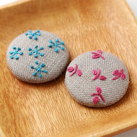 刺繍のマグネット　2個セット