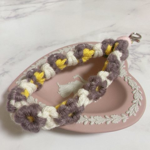 【ハンドメイド】 お花のスマホストラップ✿*: