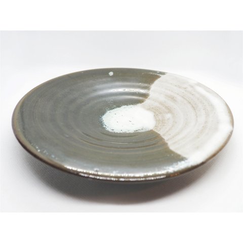 round plate green＆white