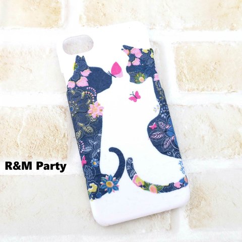 恋する花 猫 柄スマホケースiPhoneSE/iPhone15/iPhone14/iPhone13/iPhone12/iPhone11/iPhoneXR