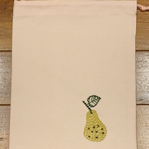 手刺繍入りポーチ♬