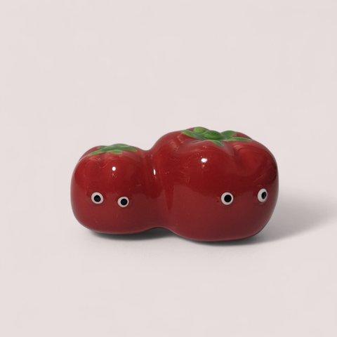 【New】✨👻🍅いたずらモンスター親子 トマトに化けた箸置き🍅👻✨