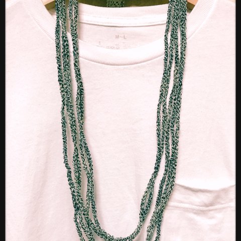 5連 手編み ミックスカラー ロング ネックレス グリーン ホワイト ブラック