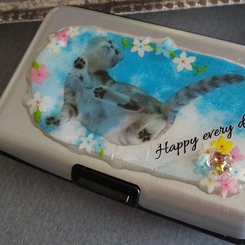 猫のカードケース