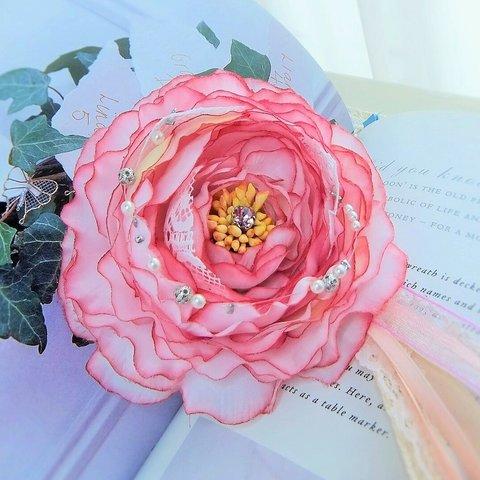 ラナンキュラス のコサージュ タッセル付き 2way☆*:.アイスピンク　ranunculus corsage ice pink