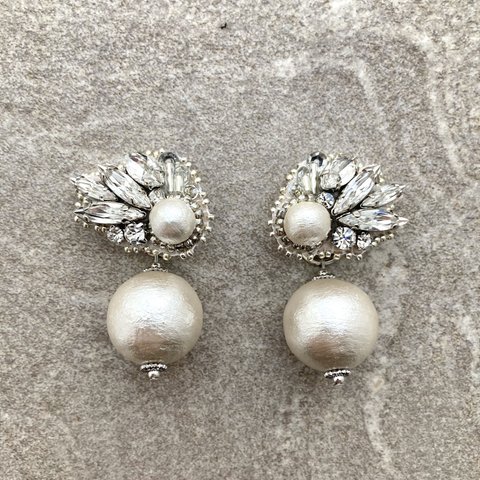 COTTON PEARL EMBROIDERY EARRING