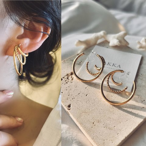 18kgp◆Triple random hoop earrings トリプルランダムフープイヤリングフープピアス金属アレルギーノンホールピアス樹脂ピアス樹脂イヤリングイヤーカフシンプル大ぶり