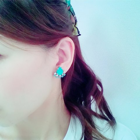 ビジューピアス