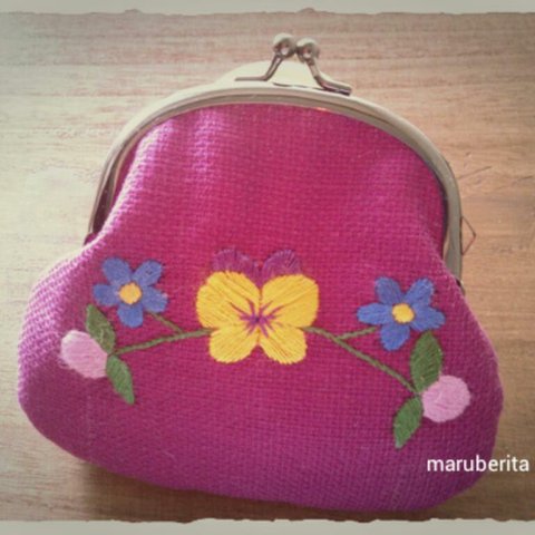 花刺繍がま口