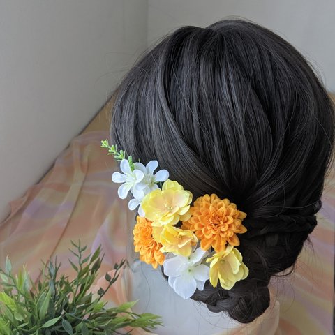 ヘッドドレス❀髪飾り　オレンジ×イエロー  ヘアアクセサリー 　造花　発表会 　和装　ウェディング　成人式　卒業式　前撮り