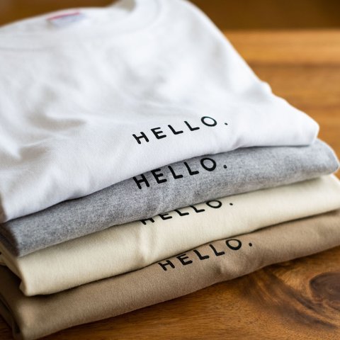 オーバービッグTシャツ「HELLO.」／ホワイト