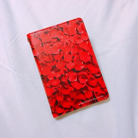 赤バラ デザイン パスポートケース