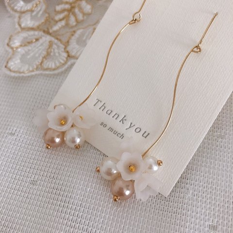 鈴蘭ピアス♡White