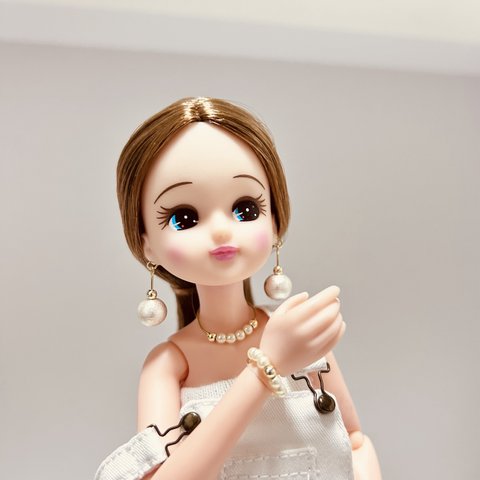 リカちゃん　アクセサリー　コットンパール　4点セット　ピアス　ネックレス　バングル　小物　③