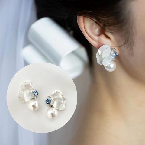 【〜blue sweetpea〜】ｻﾑｼﾝｸﾞﾌﾞﾙｰ×ｽｲｰﾄﾋﾟｰ の花びらパールピアス・イヤリング／ウェディング・ブライダル・花嫁さまに