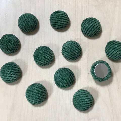 VELOURS GREEN DOME CABOCHONS PARTS