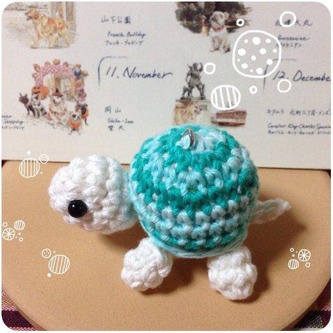 編みぐるみ カメ🐢ちゃんボールチェーンホルダー 立体型