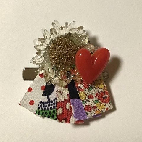 お花のカボション&ハギレブローチ