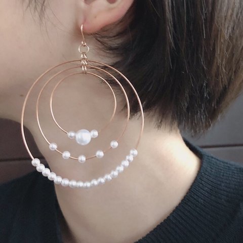 ゆらゆら三連フープピアス/イヤリング