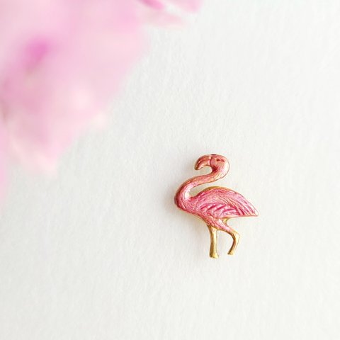 [フラミンゴのピンバッチ]　 Flamingo Animals 鳥 動物 贈り物 母の日 春 ピンク ギフト プレゼント  アニマルズ