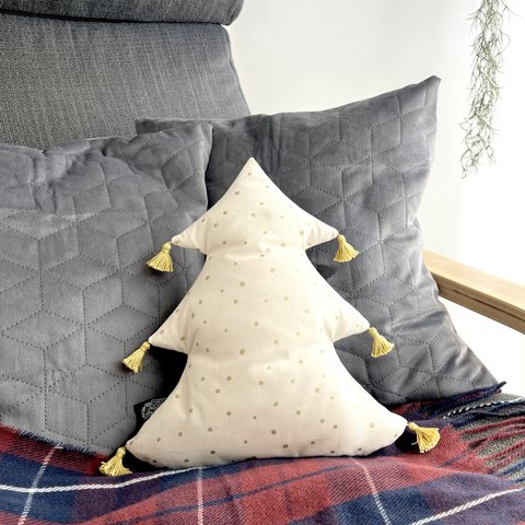 タッセルがかわいい アクセントクッション-Christmas tree- WHITE 全品ラッピング対応