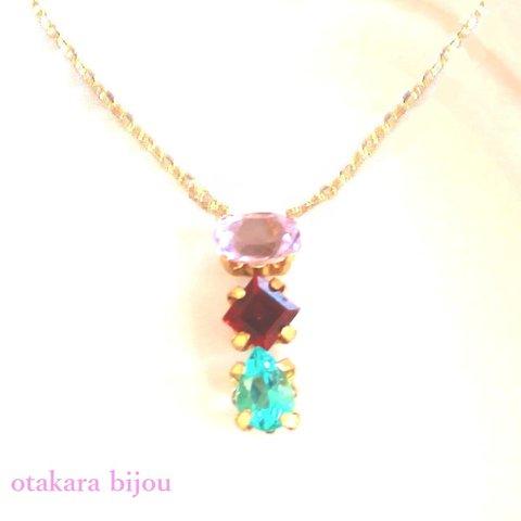 - kakukaku - Paraiba Tourmaline & garnet & Amethyst Necklace