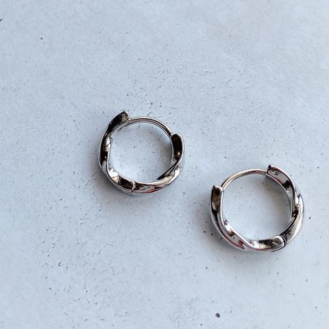 シンプル フープピアス シルバー / P235 〖 キャッチレス 〗