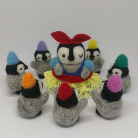 ペン雪姫と7匹の小ペンギン達