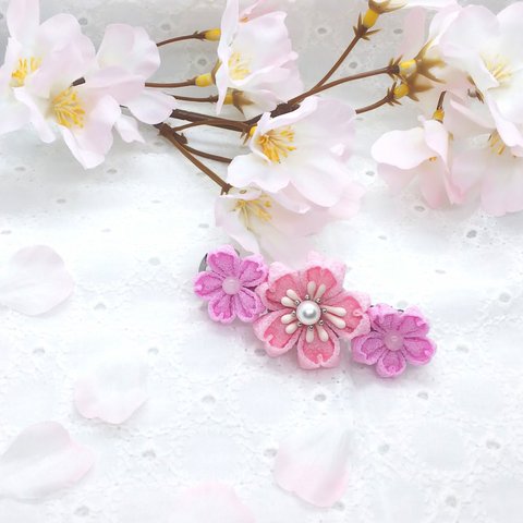 🌸春🌸『桜満開バレッタ』 つまみ細工・髪飾り ◎小さめサイズ◎