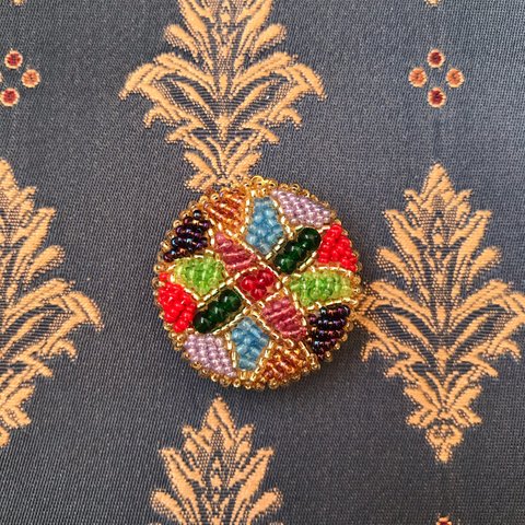 20.ビーズ刺繍オーナメントブローチ（小）