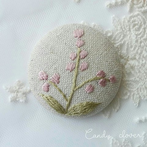 【チェリーブロッサム】お花刺繍🌼くるみボタンのヘアゴムor ブローチ