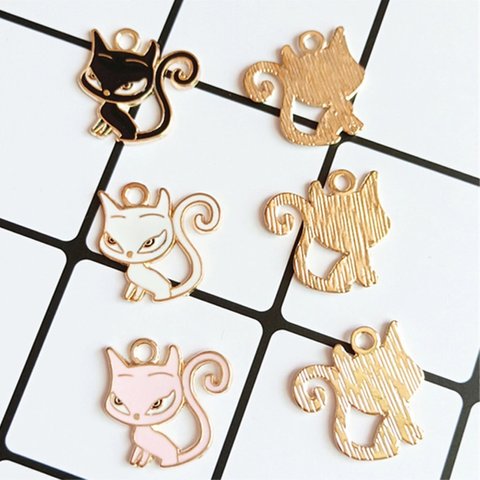 3個 3カラー(選択可能) キャット 仔猫 ハンドメイド ピアス イヤリング ペンダント ネックレス チャーム パーツ